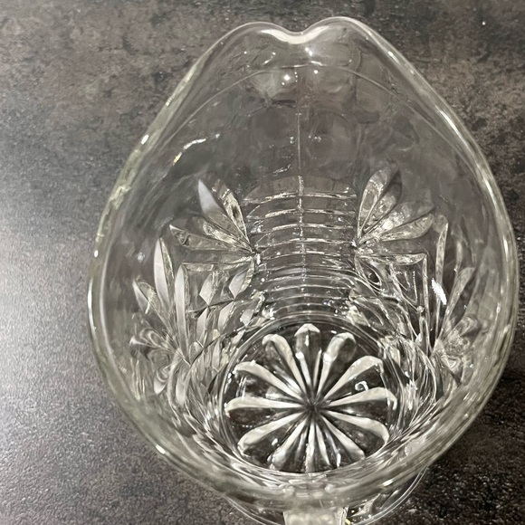 Vintage clear glass small pitcher pressed pineapple diamond design 5” tall - Picture 5 of 7